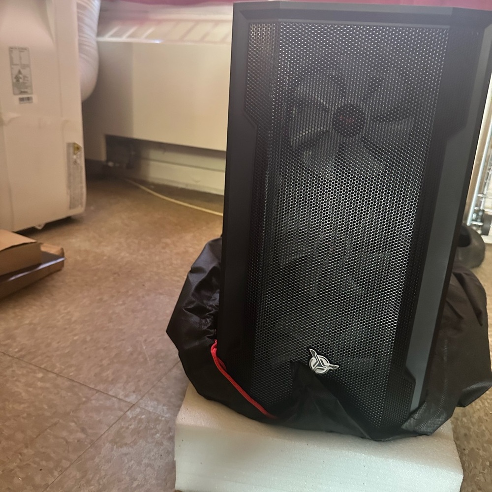 Skytech Gaming PC Case - Picture 2 of 3